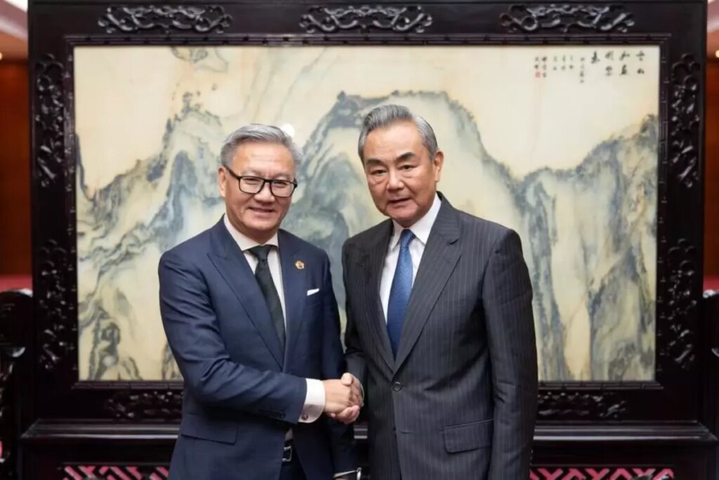 cin ve laostan isbirligi vurgusu w2byR8Jl