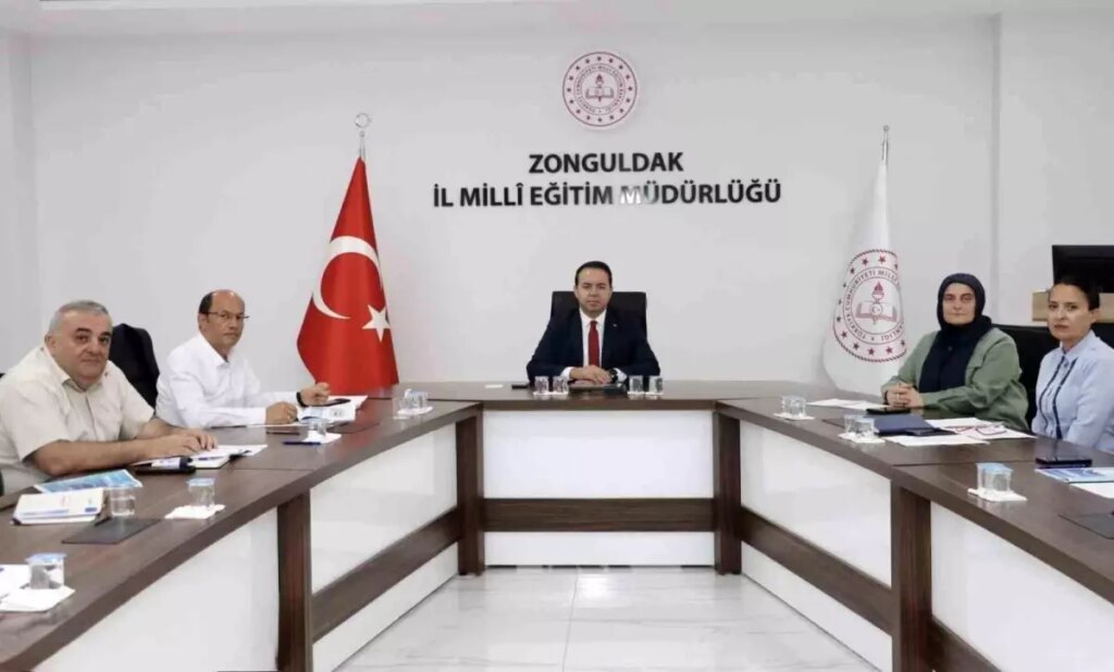 egitimde yeni donem toplantisi zonguldakta VO4cnPJU