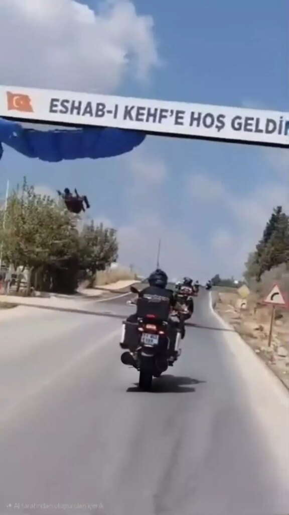 mersinde iki parasut kazasi agP54TzT