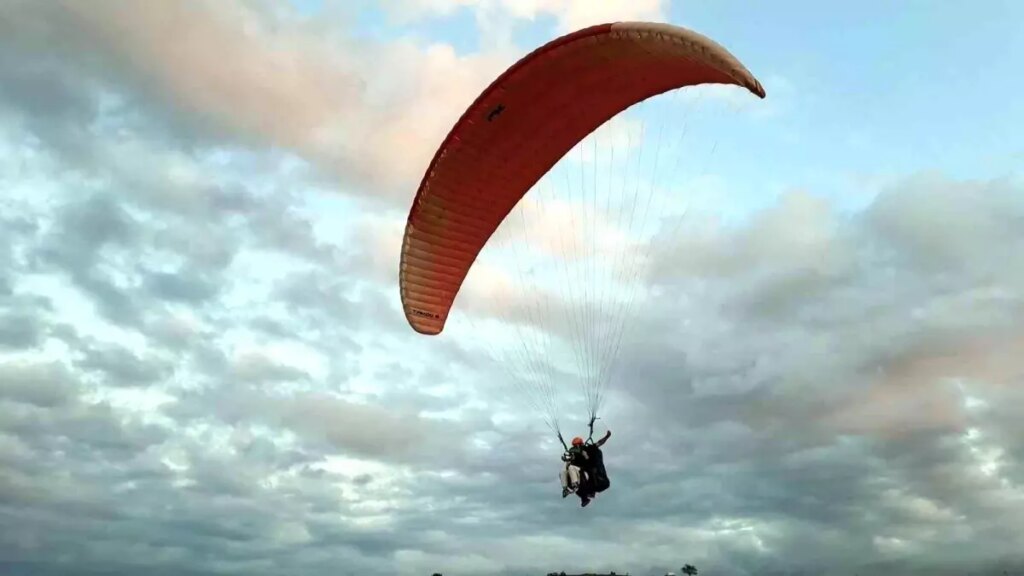 Serdivan’da Yamaç Paraşütü Eğitimi Yoğun İlgi Görüyor