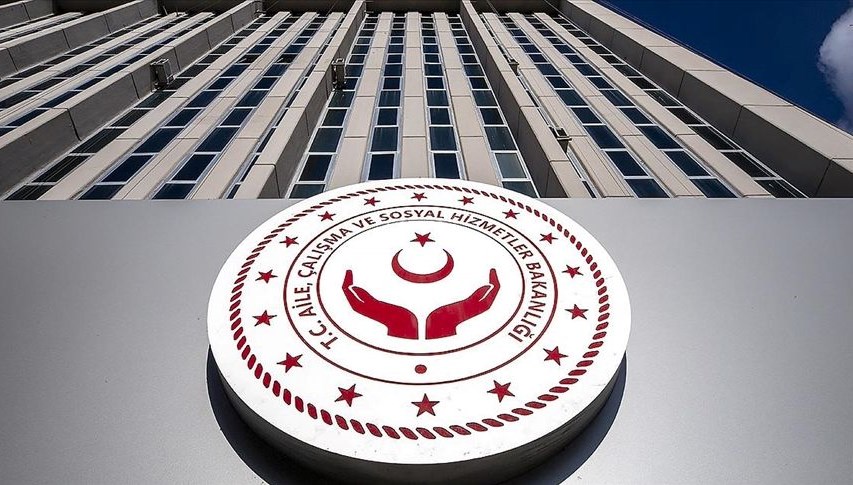 aile ve sosyal hizmetler bakanligi gorevde yukselme ve unvan degisikligi sozlu sinavi saatinde degisiklik trEz7en4.jpg