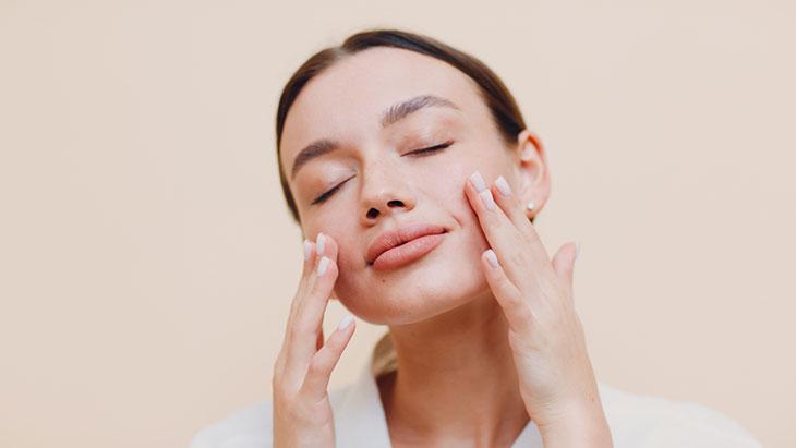 soguk havada yag tabakasi azaliyor cilt nemini kaybediyor cildiniz kisa hazir mi H75kw7Ol