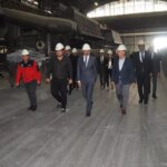 vali sezer tekirdagdaki aluminyum fabrikasini ziyaret etti 4NdiDsax.jpg