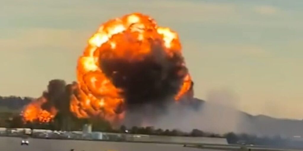 abddeki ucak faciasinda olu sayisi 11e cikti nsnHkPhA.jpg