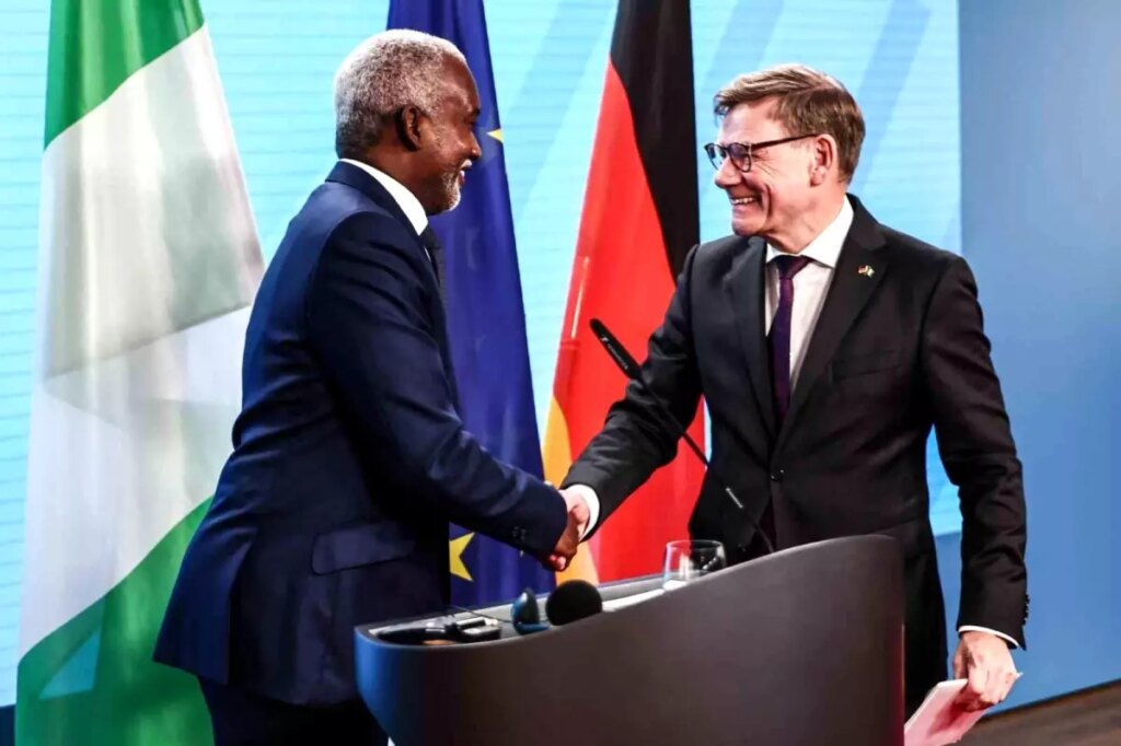 alman bakan wadephul suriyelilerin gonullu donusu gerceklesmezse zorla yapilabilir kXhJxIQ2.jpg