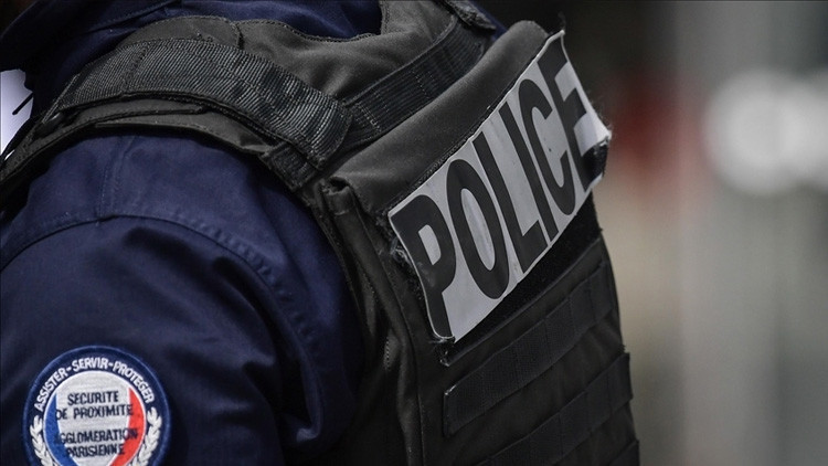 fransada arac kalabaliga daldi cok sayida yarali L5rsVyHd.jpg