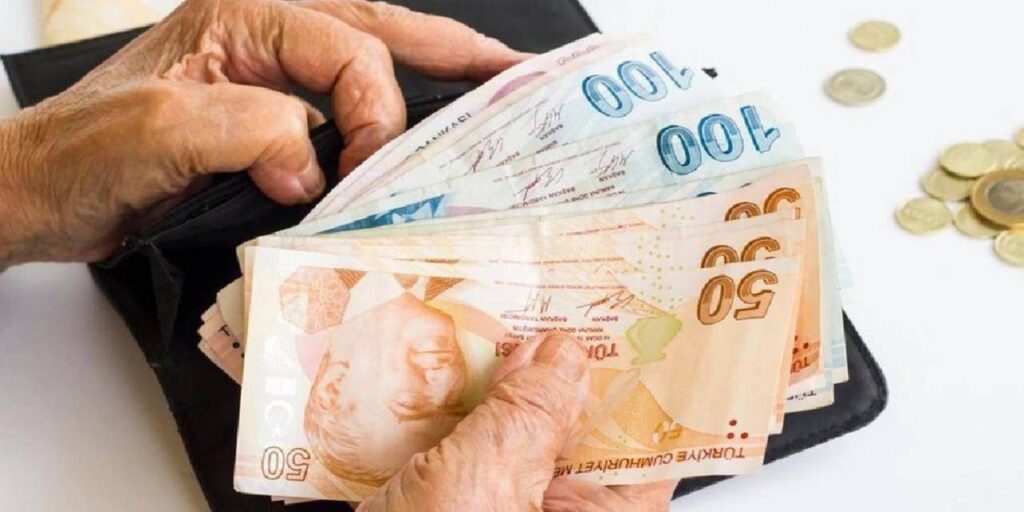 Hem de iktidar medyası açıkladı: Emekliye yapılacak zam ortaya çıktı