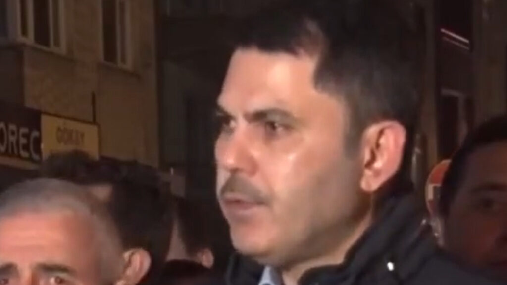 murat kurum coken binanin ardindan gebzede incelemelerde bulundu ewZSahUO.jpg