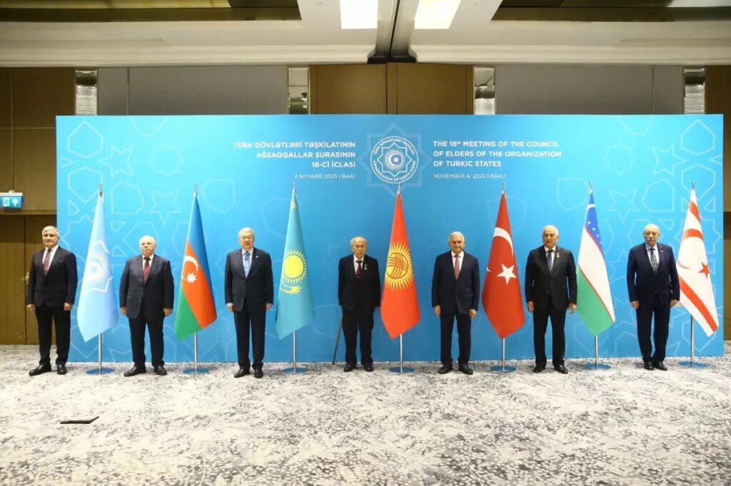 turk devletleri teskilati 18 aksakallar konseyi toplantisi bakude gerceklesti 5NtZQI6d.jpg