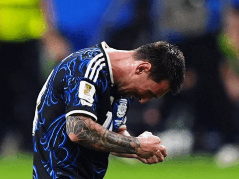 Messiden maradonaya forma ithafi yine ugurlu geldi J7l8kEMC